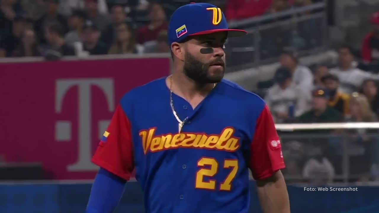 Jose Altuve fuera del Clasico Mundial