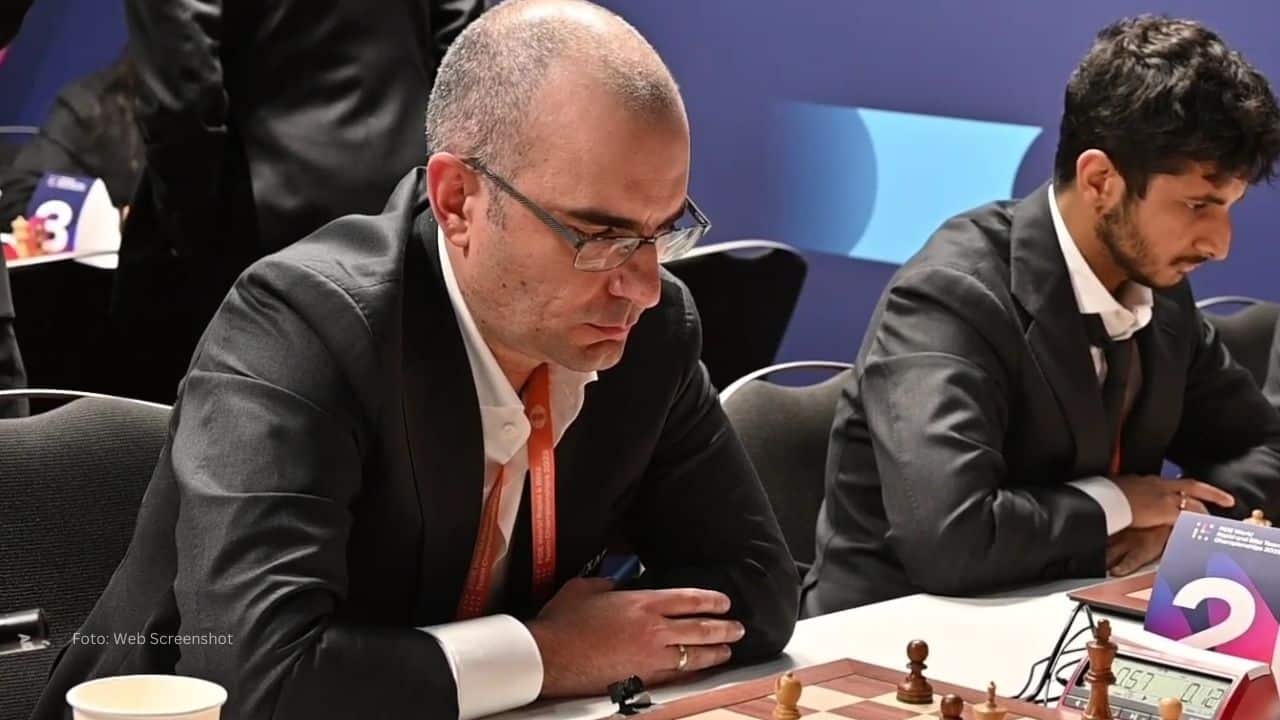 Leinier Domínguez en una partida de Ajedrez