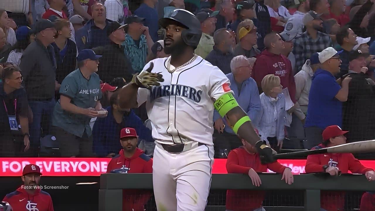 Randy Arozarena en un juego con Seattle Mariners