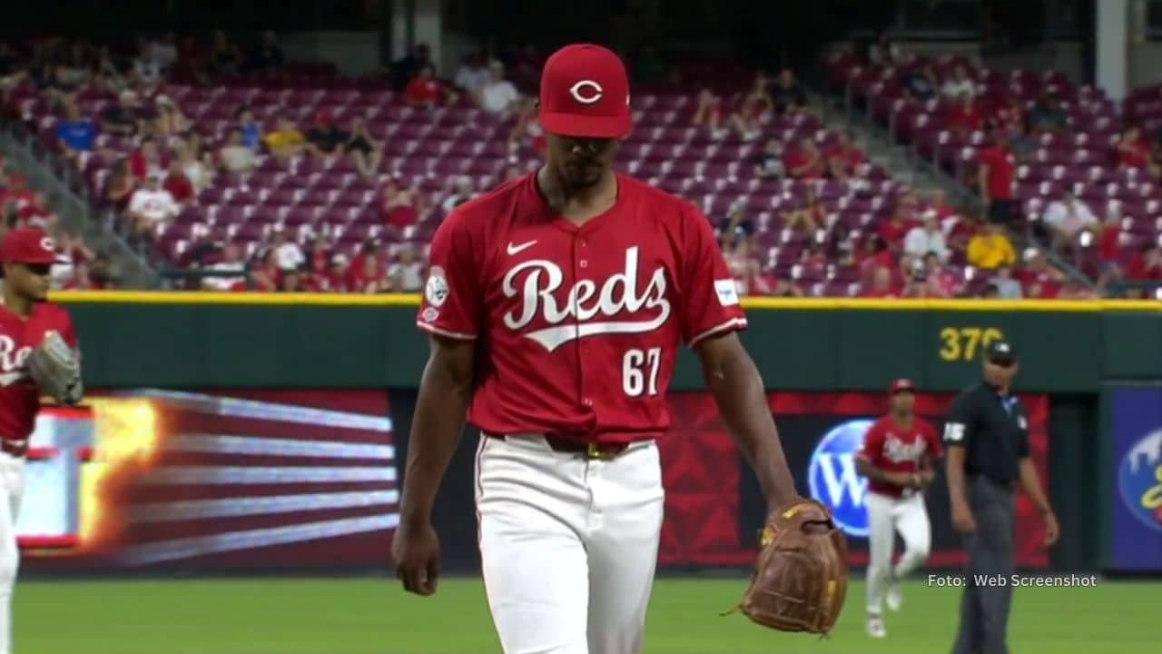 Yosver Zulueta, Cincinnati Reds